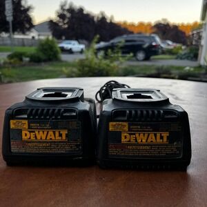Lot of 2 DeWalt DW9116 Battery Charger 7.2V-18V 1 Hour